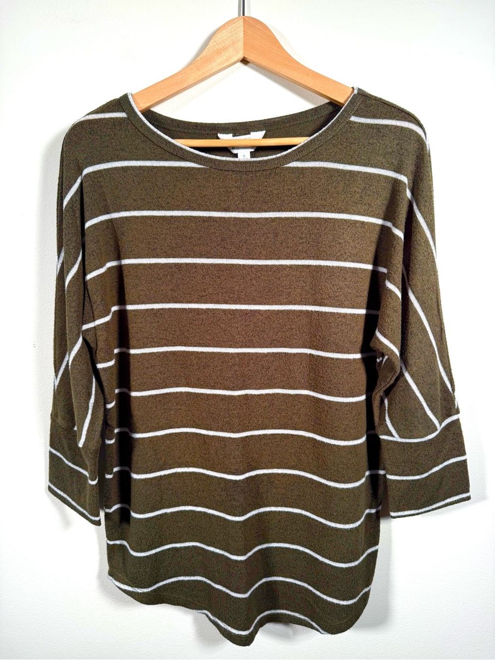 41 Hawthorn Corinna Brushed Dolman Knit Top Olive Green Ivory Stripe Sz M Cozy - Picture 4 of 11